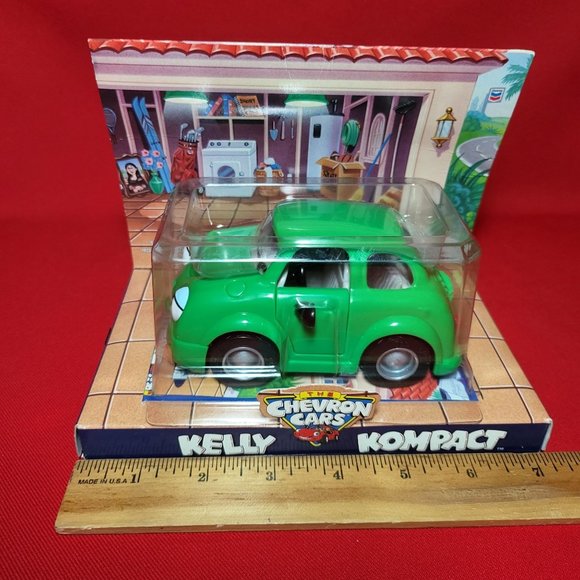 Chevron Cars Kelly Kompact Green Door Coupe 1998 Collectible Toy - Picture 10 of 13